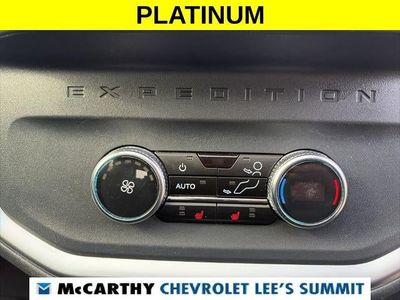 2025 Ford Expedition — photo 48 view