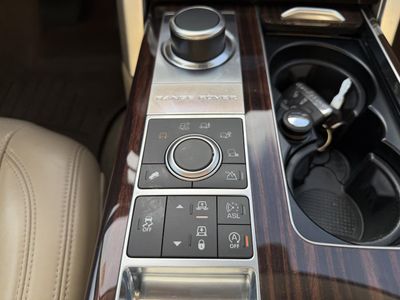 2016 Land Rover Range Rover - Photo 25