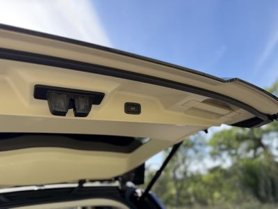 2016 Land Rover Range Rover - Photo 16