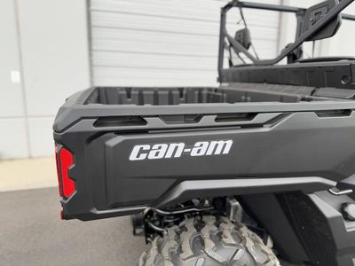 2025 Can-Am Defender MAX HD7 - Photo 11