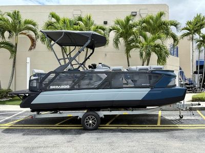 2025 Sea-Doo Switch Cruise Limited 21 - 230 hp Galvanized - Photo 7