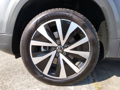 2024 Volkswagen Taos - Photo 10