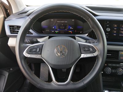 2024 Volkswagen Taos - Photo 12