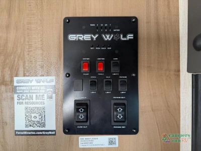 2024 Forest River Cherokee Grey Wolf — photo 33 view