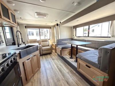 2024 Forest River Cherokee Grey Wolf — photo 8 view