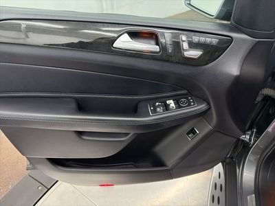 2017 Mercedes-Benz GLS - Photo 17
