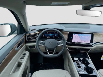 2026 Volkswagen Atlas — photo 17 view