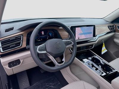 2026 Volkswagen Atlas — photo 9 view