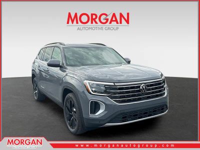2026 Volkswagen Atlas 2.0T SE w/Technology in Gray — front three-quarter view
