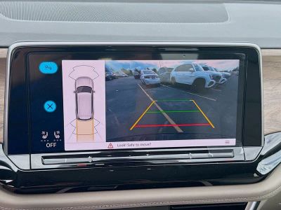 2026 Volkswagen Atlas — photo 13 view