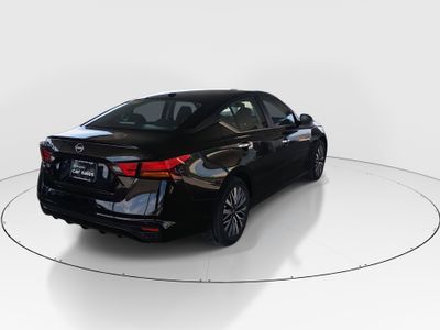 2025 Nissan Altima - Photo 7