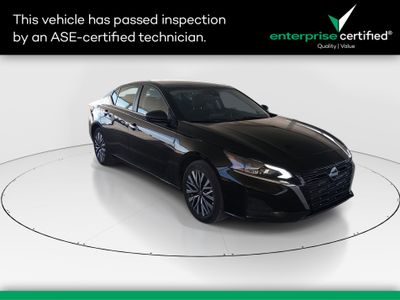 2025 Nissan Altima - Photo 1