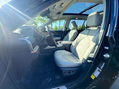 2024 Toyota Grand Highlander Platinum - Photo 19