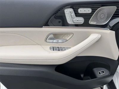 2026 Mercedes-Benz GLE - Photo 17