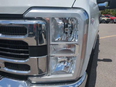 2025 Ford F-250SD — photo 9 view