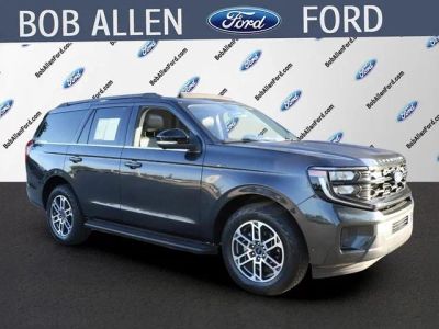 2025 Ford Expedition Active in Dark Matter Gray Metallic — front three-quarter view