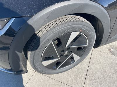 2026 Hyundai IONIQ 5 - Photo 9