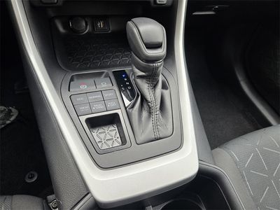 2024 Toyota RAV4 - Photo 14