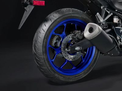 2026 Yamaha YZF-R3 - Photo 12