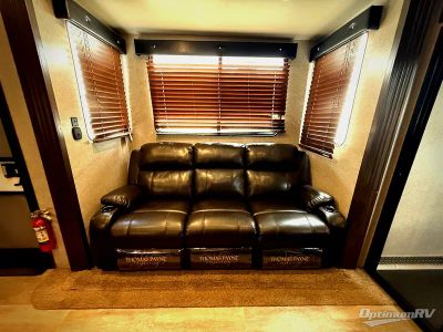 2018 Forest River XLR Boost — photo 9 view