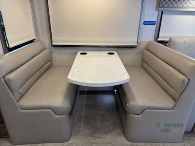 2022 Dynamax DynaQuest XL — photo 28 view