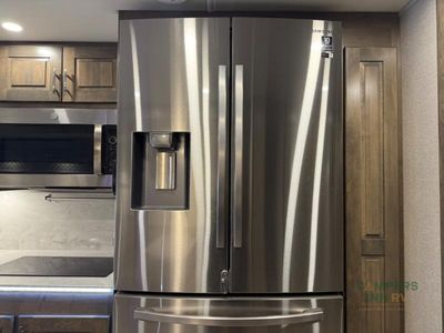 2022 Dynamax DynaQuest XL — photo 48 view