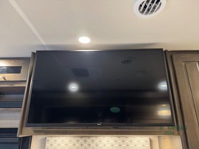 2022 Dynamax DynaQuest XL — photo 35 view