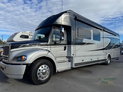 2022 Dynamax DynaQuest XL — rear three-quarter view