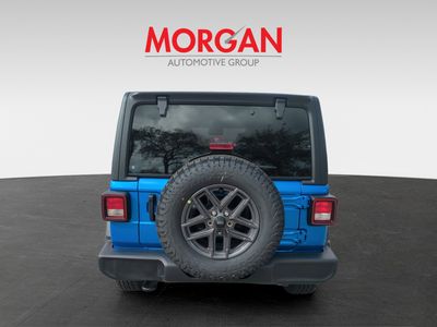 2026 Jeep Wrangler — photo 7 view