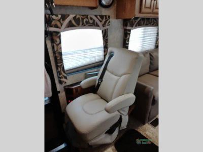 2008 Coachmen RV Sportscoach SRS — photo 31 view
