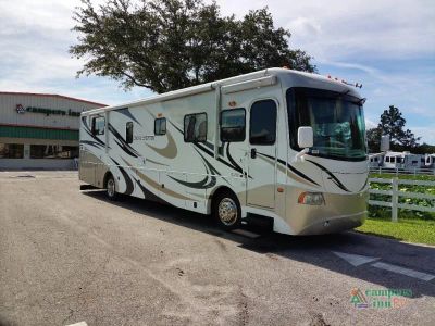2008 Coachmen RV Sportscoach SRS — front three-quarter view