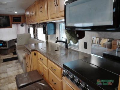 2008 Coachmen RV Sportscoach SRS — photo 36 view