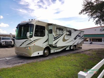 2008 Coachmen RV Sportscoach SRS — rear three-quarter view