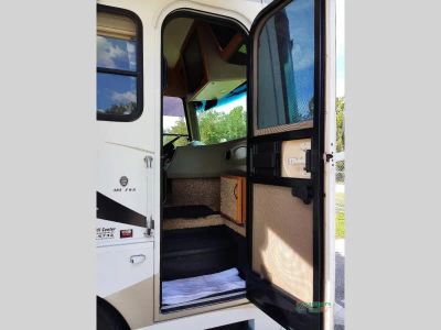 2008 Coachmen RV Sportscoach SRS — photo 27 view