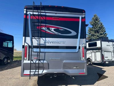 2023 Winnebago Adventure - Photo 4