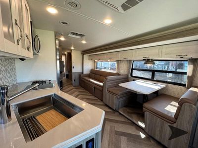 2023 Winnebago Adventure - Photo 12