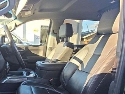 2019 Chevrolet Silverado 1500 - Photo 2
