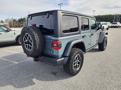 2026 Pre-Owned 2024 Jeep Wrangler - Photo 6