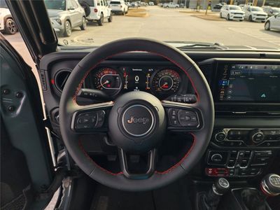 2026 Pre-Owned 2024 Jeep Wrangler - Photo 11