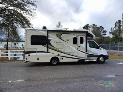 2015 Thor Motor Coach Citation — photo 7 view