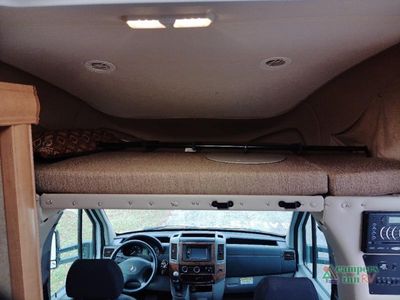 2015 Thor Motor Coach Citation — photo 32 view