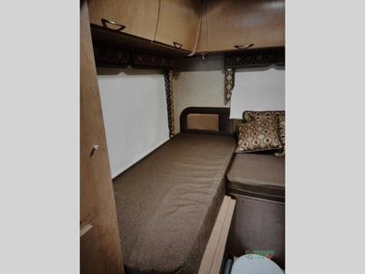 2015 Thor Motor Coach Citation — photo 33 view