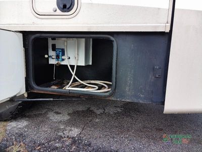 2015 Thor Motor Coach Citation — photo 16 view