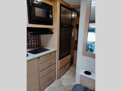 2015 Thor Motor Coach Citation — photo 30 view