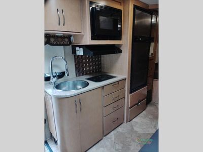 2015 Thor Motor Coach Citation — photo 29 view