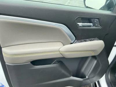 2026 Chevrolet Colorado - Photo 16