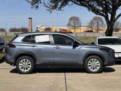 2026 Toyota Corolla Cross - Photo 3