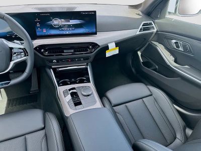 2026 BMW 3 Series — photo 16 view