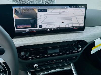 2026 BMW 3 Series — photo 9 view