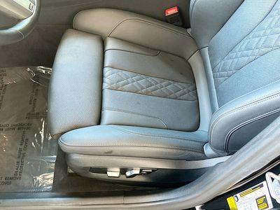 2023 BMW 5 Series — photo 20 view
